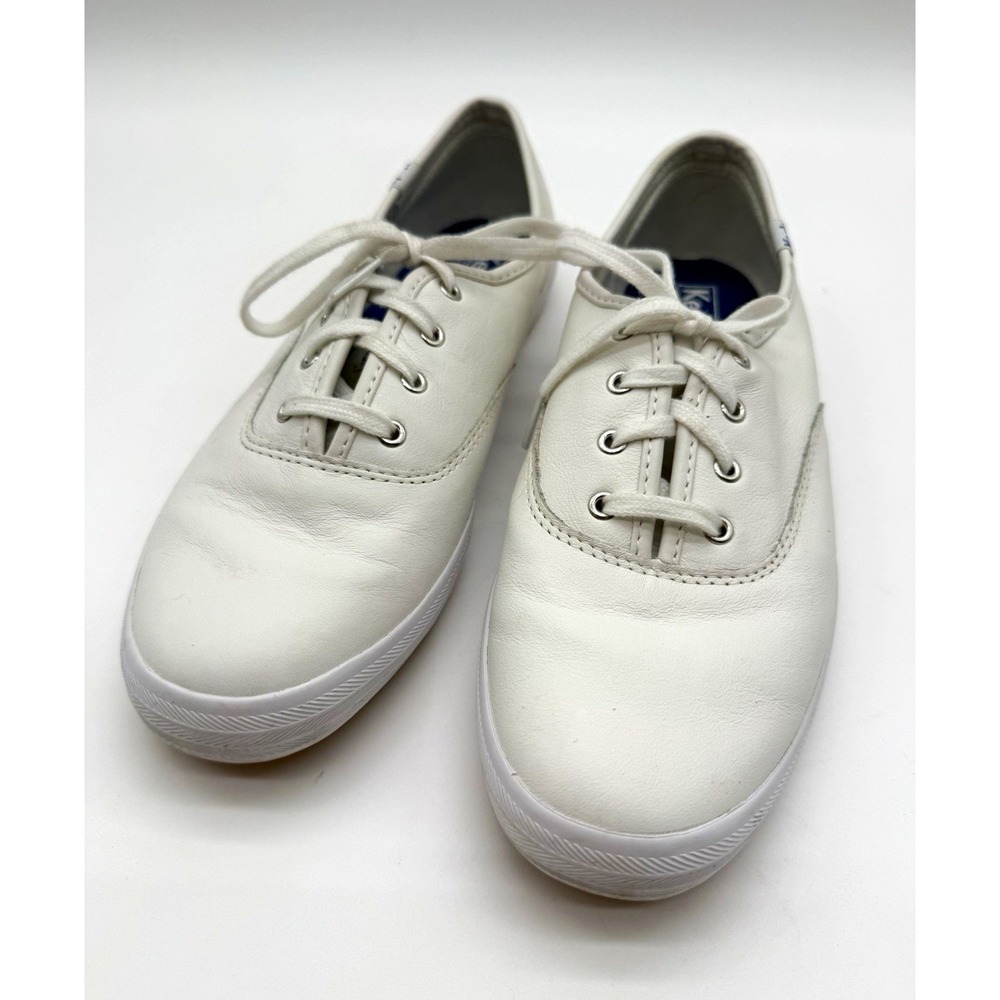 Keds Women's White Low Top Lace-Up Sneakers Solid Lace Logo Eyelet WH45750